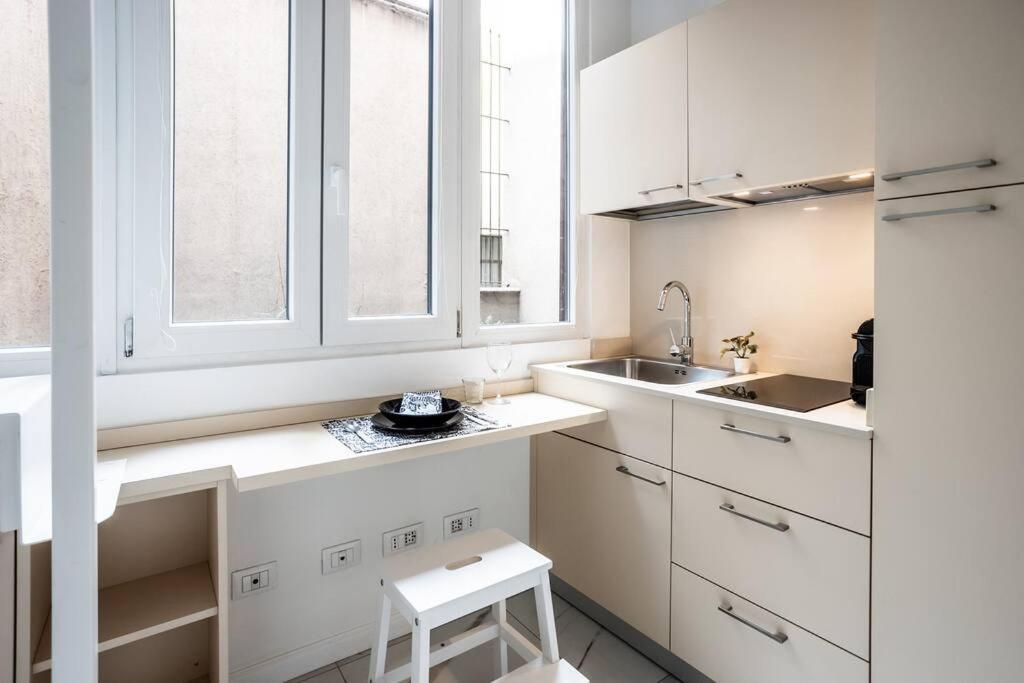 Duomo'S Nest - Central Mini-Apt Mediolan Zewnętrze zdjęcie